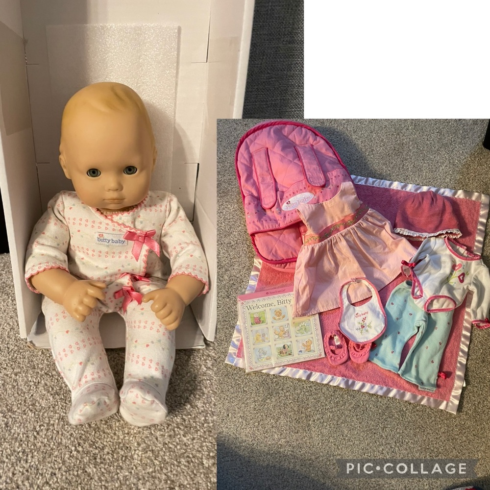 American girl Bitty baby and starter set backpack blanket 2008